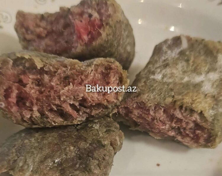 Marketdən alınan ətin rəngi narahatlıq yaratdı – Ekspert səbəbini açıqladı – FOTO