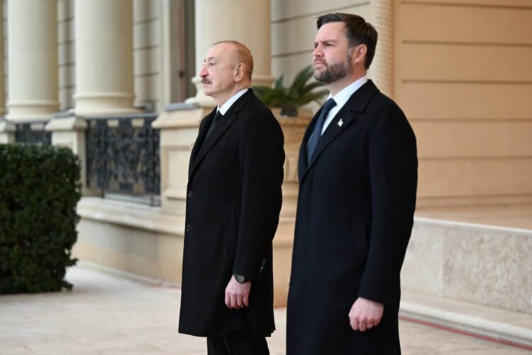 Prezidentin sosial media səhifələrində Venslə görüşünə dair video paylaşıldı