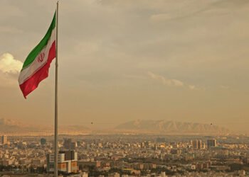 İranda bütün universitetlər bağlandı