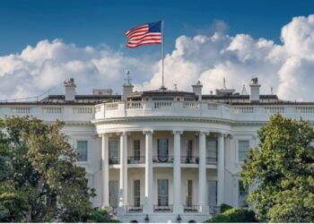 Ağ Ev: İlk xanımın təşəbbüsü sayəsində ailələr yenidən birləşdi