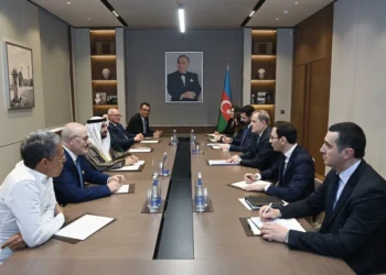 Ceyhun Bayramov Əl-Yammahinlə müzakirə apardı – FOTOLAR