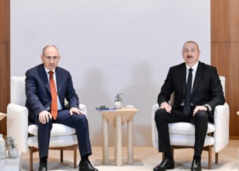 Əbu-Dabidə İlham Əliyevlə Nikol Paşinyan arasında görüş keçirilir – VİDEO