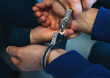 Çay evində vurduğu şəxs pilləkəndən yıxılıb öldü, saxlanıldı – FOTO