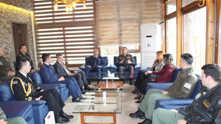 Azərbaycanın hərbi attaşesi Kayseri və Kahramanmaraşda şəhid ailələrini ziyarət etdi – FOTOLAR