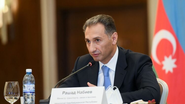 Federasiya prezidenti “Böyük Dəbilqə”də medal qazanan cüdoçuları təbrik etdi