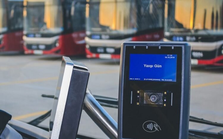 İctimai nəqliyyatda təqaüdçülərə və tələbələrə güzəşt