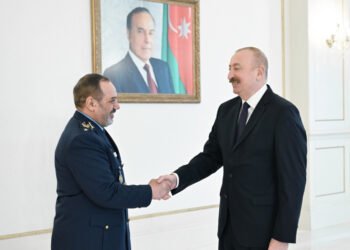 Nəsirzadə Əliyevlə görüşdə açıq dedi: Pezeşkian göndərib!