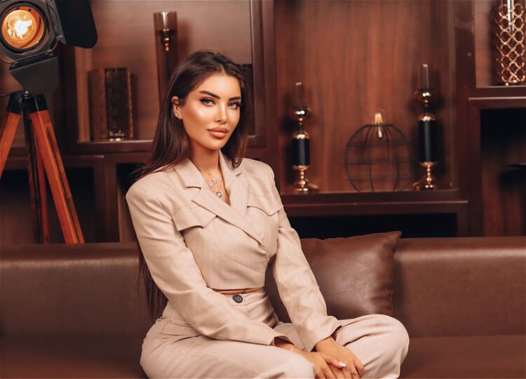 Nigar Rüfət həkim-kosmetoloq işləyə bilməzmiş…