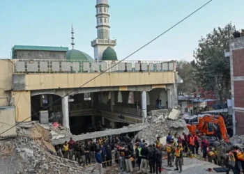 Qanlı terror aktı: məsciddə partlayış onlarla can aldı