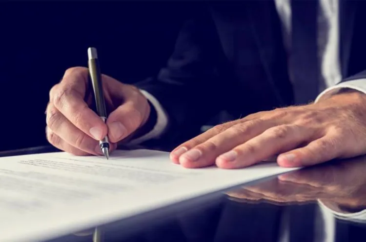 Tələbə liseyə direktor təyin edildi – FOTO