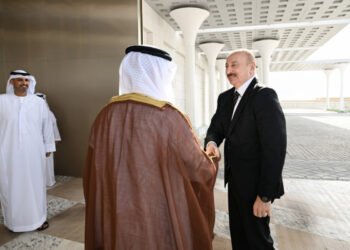 Prezidentin Əbu-Dabiyə səfəri dünya mətbuatında – FOTOLAR