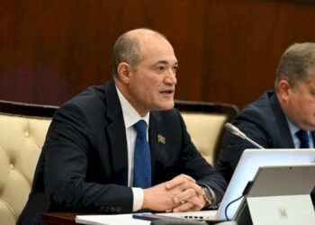 54 yaşlı deputatdan gözlənilməz addım