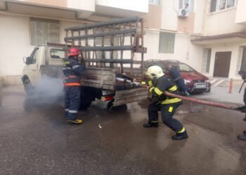 Sumqayıtda avtomobil yandı – VİDEO