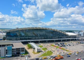 Vnukovo hava limanında azərbaycanlı qadın saxlanıldı
