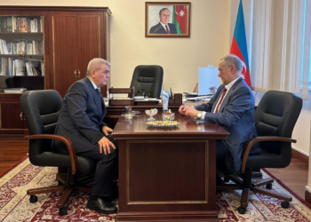 Fazil Mustafa şura sədri ilə görüşdü – FOTO