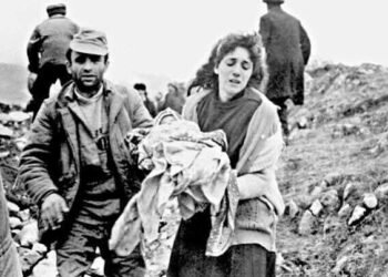 34 il sonra onu xilas edən döyüşçü ilə üz-üzə gəldi – FOTOlar