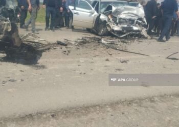 Ağır yol qəzası – 2 maşın toqquşdu, sürücü öldü