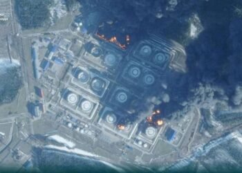 Rusiyanın nəhəng limanına PUA hücumu – Azı dörd neft rezervuarı yanır