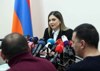 “Söhbət sülhdən gedir, amma …” – Erməni nazirdən müharibə xəbərdarlığı