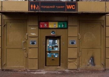 Qadağalar Moskvada tualet böhranı yaratdı – “Açmaq mümkün deyil”