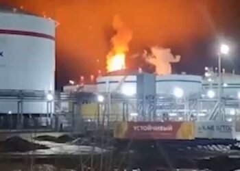 Ukraynadan Rusiyaya ağır zərbə – Baltik dənizindəki ən böyük limana PUA hücumu – VİDEO