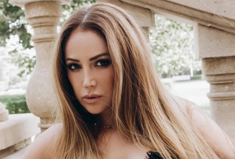 “Ən aqressiv şərhləri qadınlar yazır”