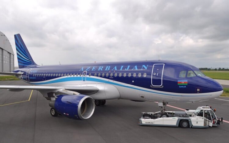 200 nəfərlik xüsusi reys artıq Bakıda: Ciddədən təxliyə uğurla həyata keçirildi