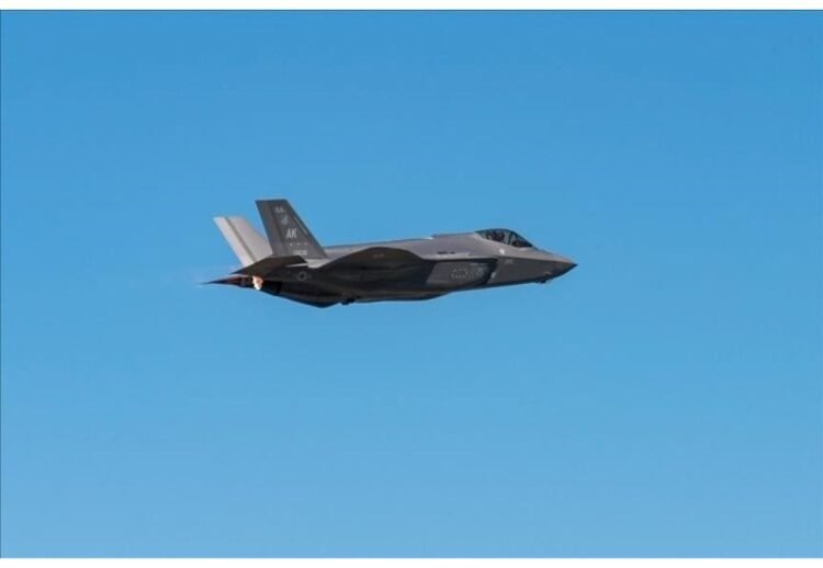 İsrailin F-35 qırıcısı Tehran səmasında İranın Rusiya istehsalı döyüş təyyarəsini vurub