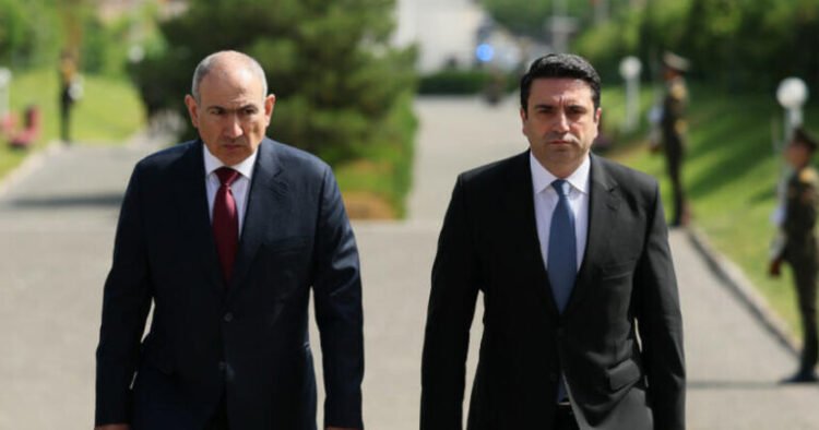 Paşinyandan qalmaqallı müharibə açıqlaması: Simonyan dəstəklədi