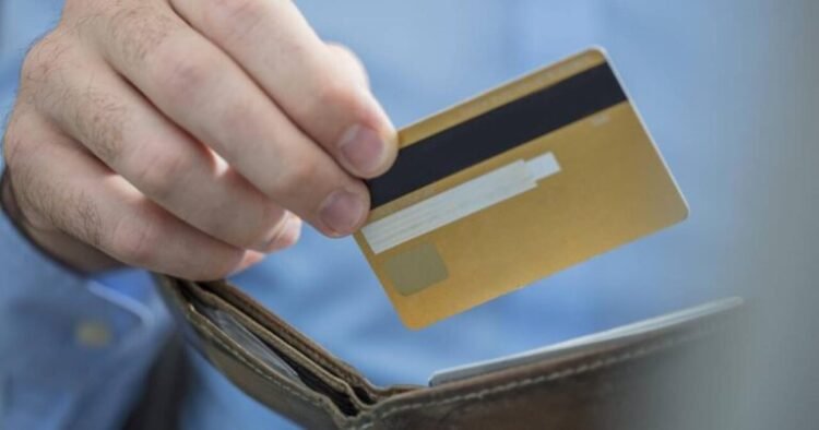 Banklarda yeni qayda QÜVVƏYƏ MİNDİ