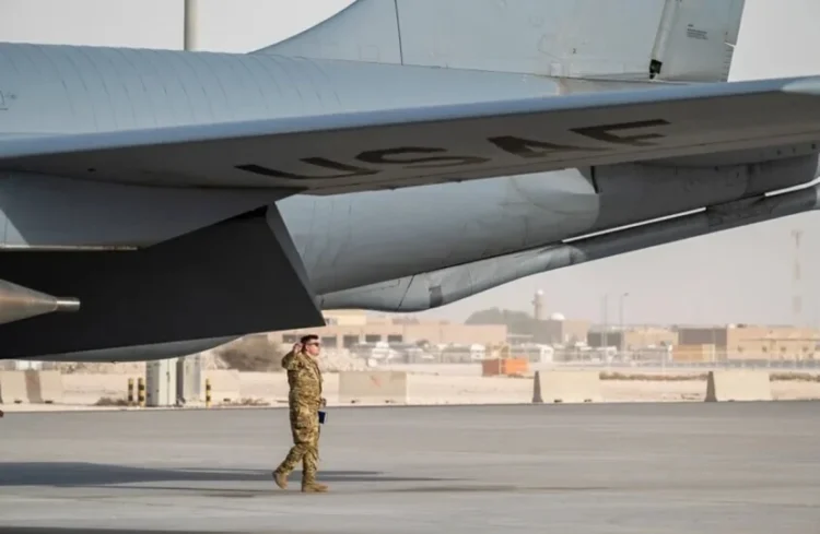 İran ABŞ-nin ən böyük aviabazasını VURDU