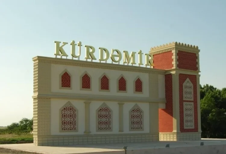 Azərbaycanda GÜCLÜ YANĞIN: Ev külə DÖNDÜ- VİDEO