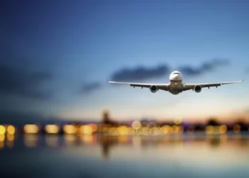 İranda aeroport VURULDU