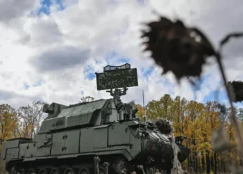 Primorsk limanında neft çənləri ətrafında yanğınsöndürmə əməliyyatları davam edir