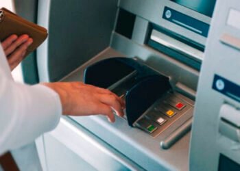 Bu şəxslərin maaşı 50 faiz ARTIRILDI – QƏRAR