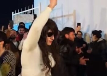 Sosial şəbəkədə yayılan görüntülər gündəmi alt-üst etdi: “Novruzda qadın kimi geyinmək adəti yoxdur!” – VİDEO