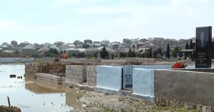 “Ölümüzü ziyarət edə bilmirik, “lotka” gətirək?” — VİDEO