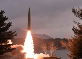 TƏCİLİ! Xəzər dənizindəki İran gəmiləri vuruldu