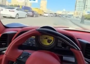 Bakıda “Ferrari” qaydaları nümayişkəranə şəkildə pozdu – VİDEO