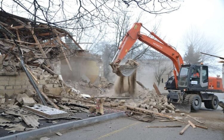 Qərar verildi – Keşlədəki bu binalar söküləcək
