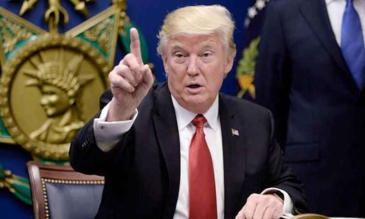 Tramp: ABŞ Hörmüz boğazında təmizliyə başlayır