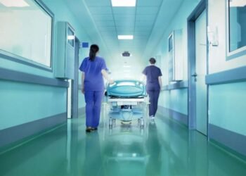 15 yaşlı qız uşaq dünyaya gətirdi, cinayət işi açıldı