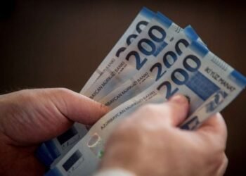 Maaşlarla bağlı YENİ QƏRAR