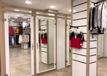 Məşhur ticarət mərkəzi BAĞLANIR? – VİDEO