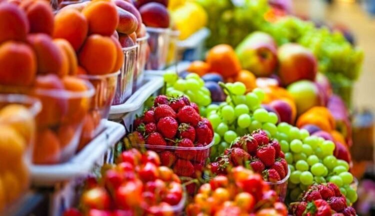 Yerli meyvə şirəsi istehsalı yox ola bilər: Ucuz meyvə tapılmır