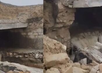 Siyəzəndə körpü aşdı: kəndlərlə əlaqə kəsildi