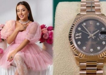 Ayanın 71 minlik ad günü hədiyyəsi – FOTO