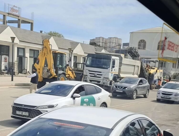 Binəqədi yolu təmirə bağlandı – Dəhşətli tıxac var – VİDEO