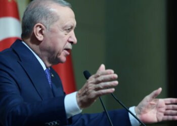 Ərdoğan məktəb qətliamı barədə: “Bu acının siyasəti olmaz!”