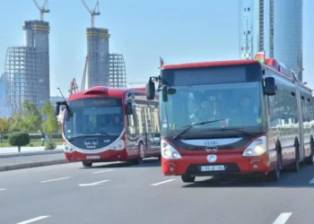 Bibiheybətdə sürüşmə: bu avtobusların hərəkəti dəyişdirildi